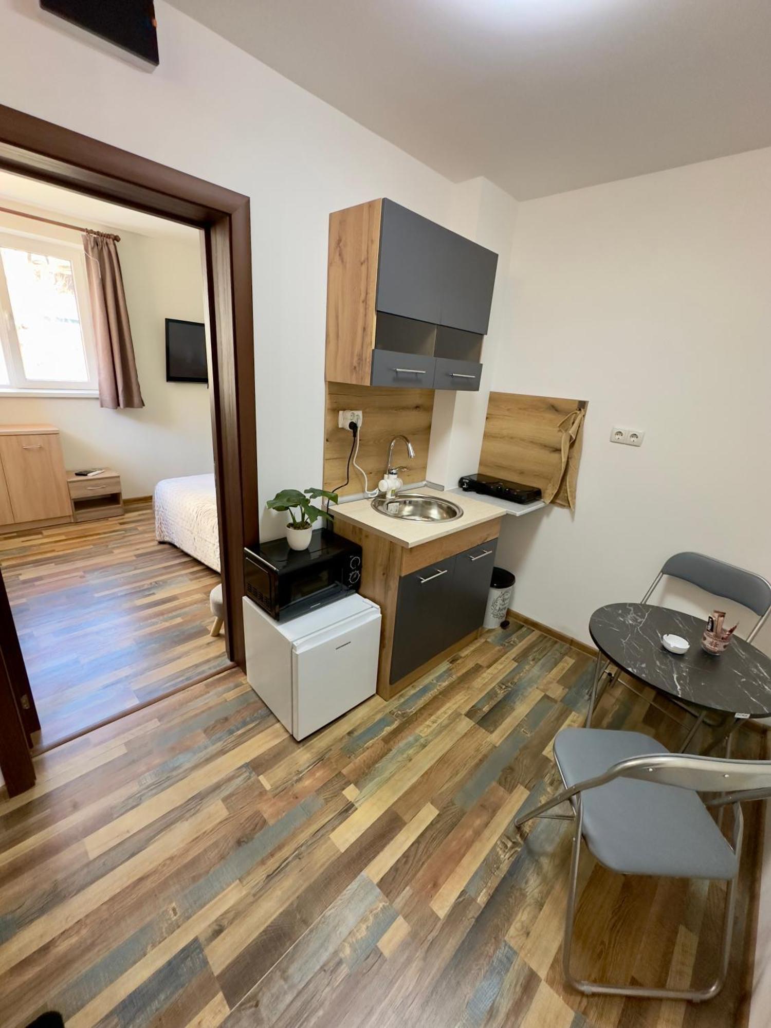 Hotel Navial 1 à Gabrovo Extérieur photo